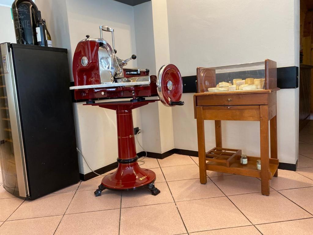 Albergo Del Mera-Ristorante Da Lui Sorico Dış mekan fotoğraf